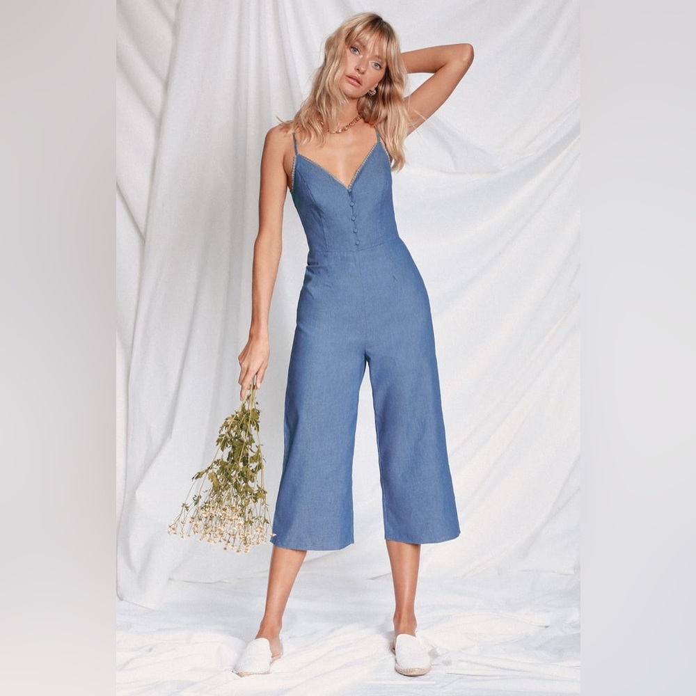 Lulu’s Catamaran Blue Chambray Culotte Jumpsuit (XS)